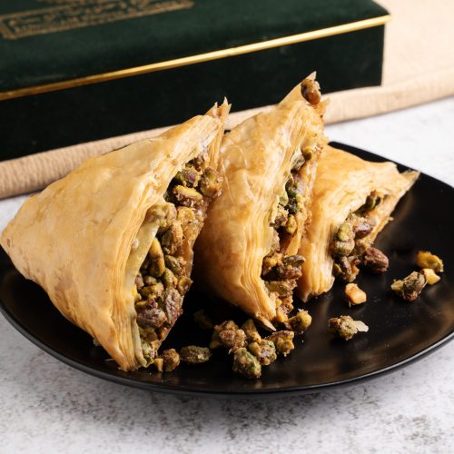 قطعة وربات بالفستق